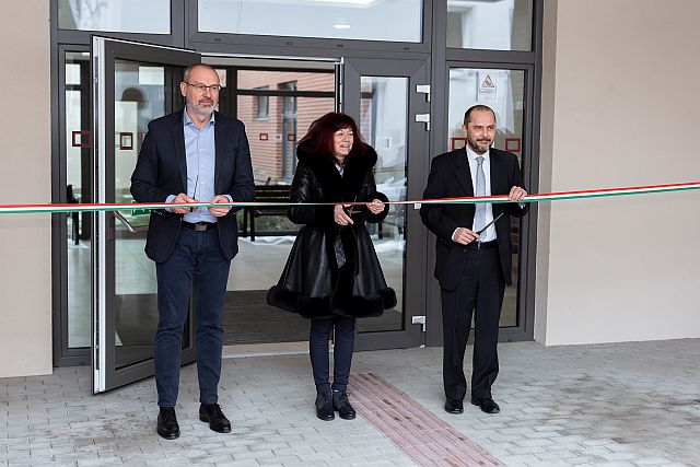 Befejeződött az Eötvös József Főiskola „B” épületének energetikai korszerűsítése