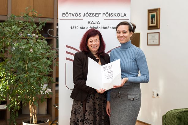 Varga Lia és dr. Szilágyiné dr. Szinger Ibolya.