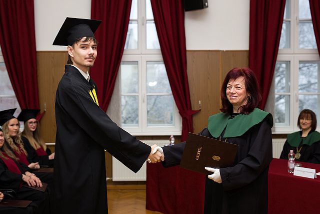 Diplomaátadó ünnepség az EJF-en.