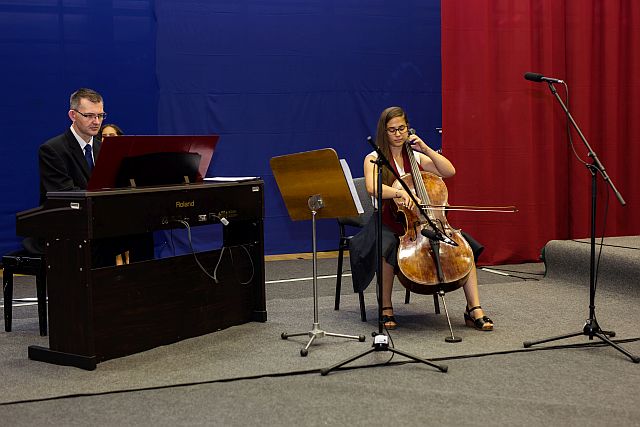 Nagyapáti Anna hangszerjátéka.