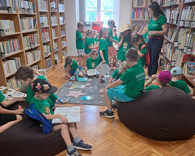 Óvodások látogatása az EJF-en.