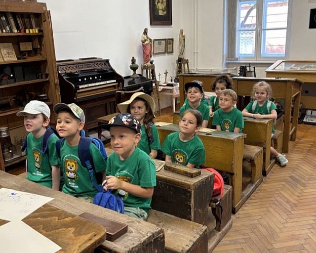 Óvodások látogatása az EJF-en.