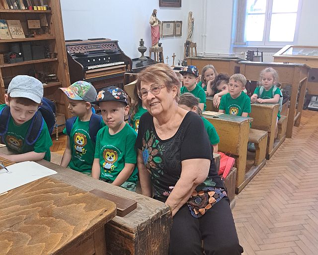 Óvodások látogatása az EJF-en.