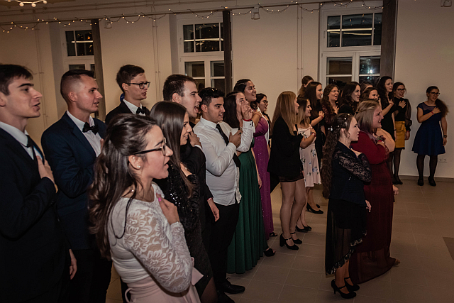 A gólyák eskütétele.