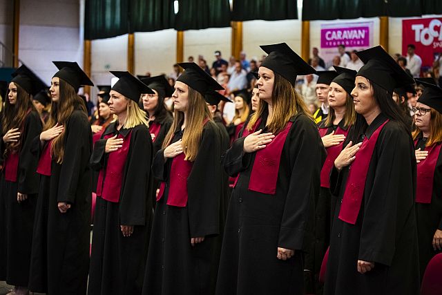 Nyári diplomaátadó ünnepség