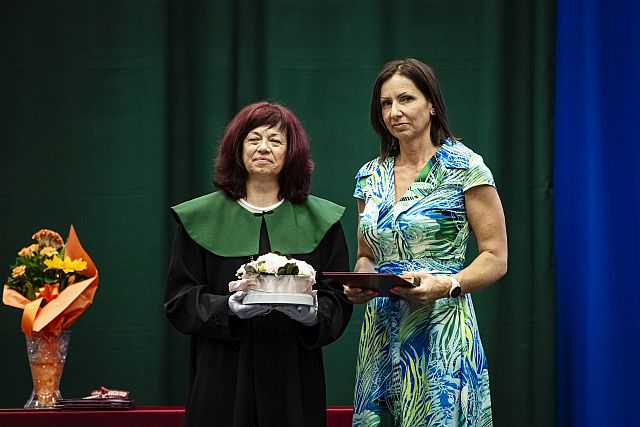 Nyári diplomaátadó ünnepség