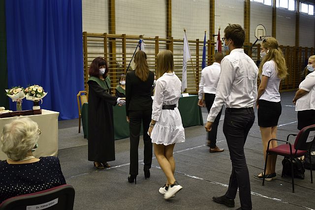 Az elsőéves hallgatók főiskolai polgárrá fogadása.