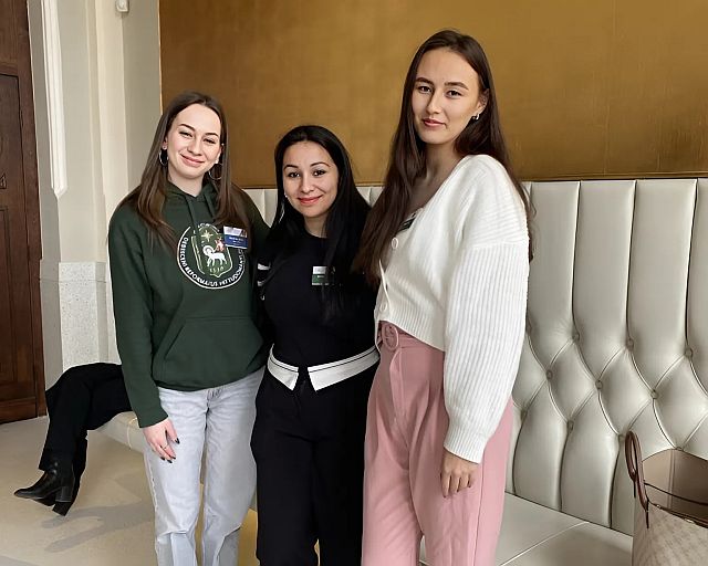  XXVI. Országos Anyanyelvi Tanítási Verseny Debrecenben.