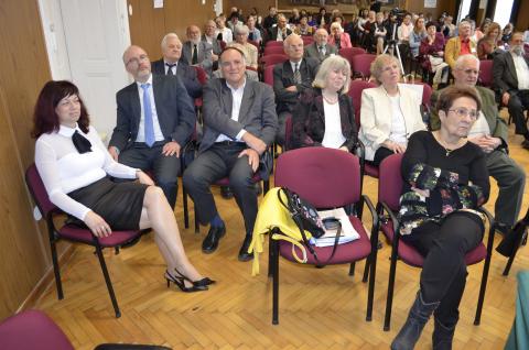 A főiskola jelenlegi és a korábbi vezetői